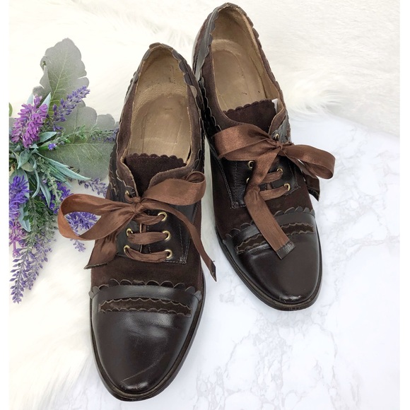 Shoes - Brown Lace up Oxford Heels